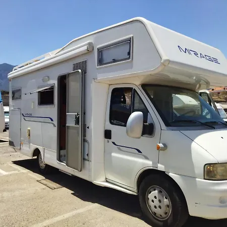 Autocaravana אתר קמפינג *
