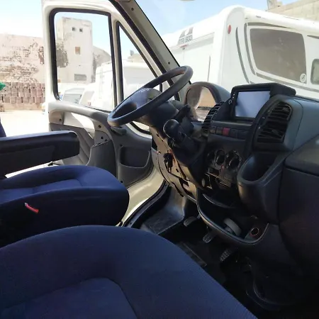 Autocaravana אתר קמפינג